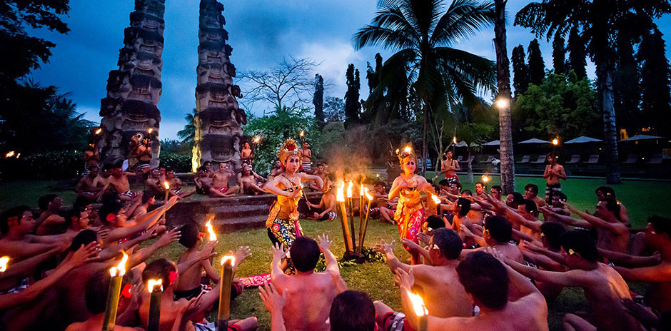 Chedi-Club-Ubud-Bali_Amphitheatre_Kecak-Dance