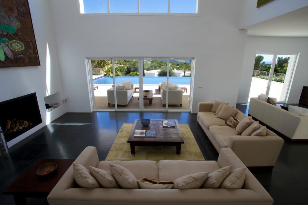 villa-acai-living-room