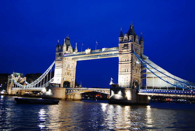 Tower-Bridge