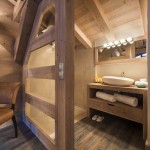 Chalet Ambre Bathroom