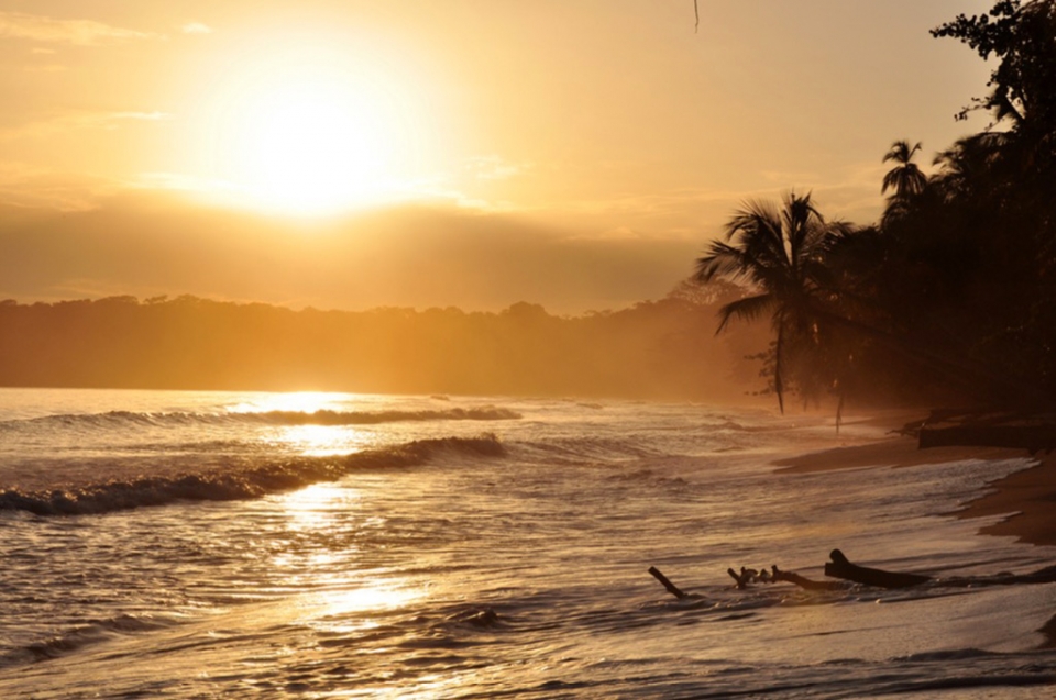 costa-rica-sunrise