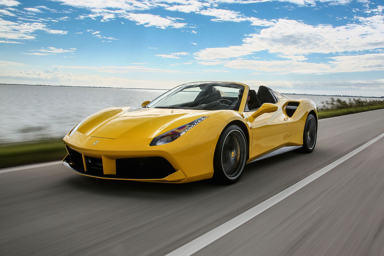 ferrari-488-spider-yellow009