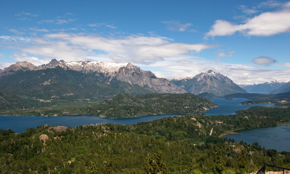 seven lakes patagonia Argentina