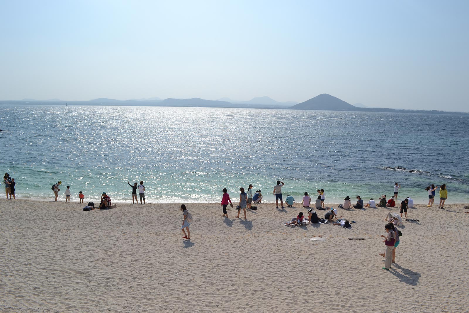 korea-beach-busy