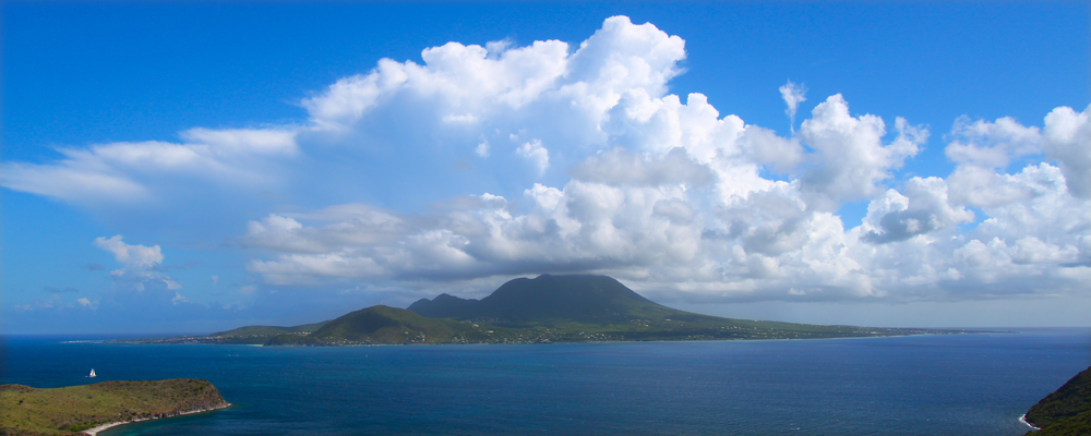 Nevis-Leeward-islands-yacht-charter