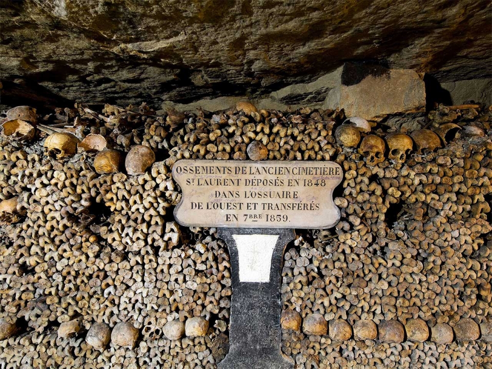 catacomb