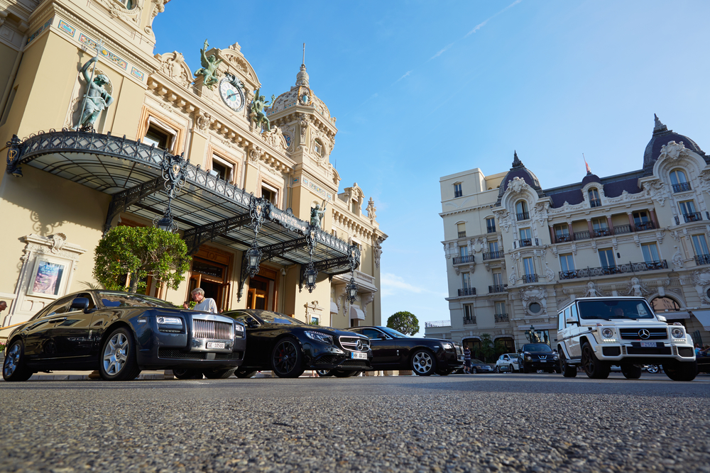 helicopter-from-nice-to-monaco-monacair-boarding-in-monaco