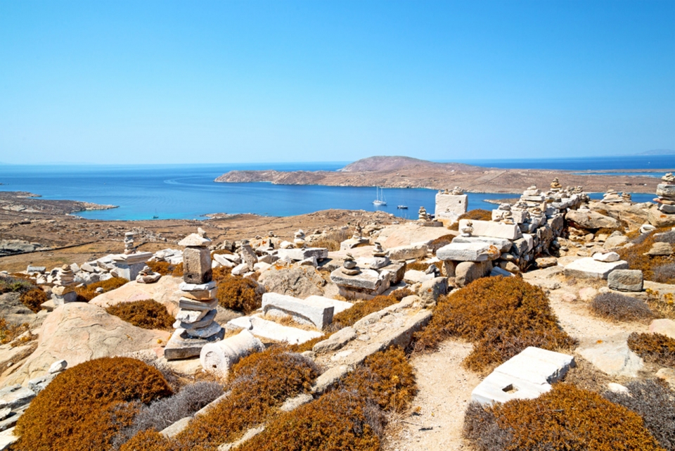 crewed-yacht-charter-greece-delos