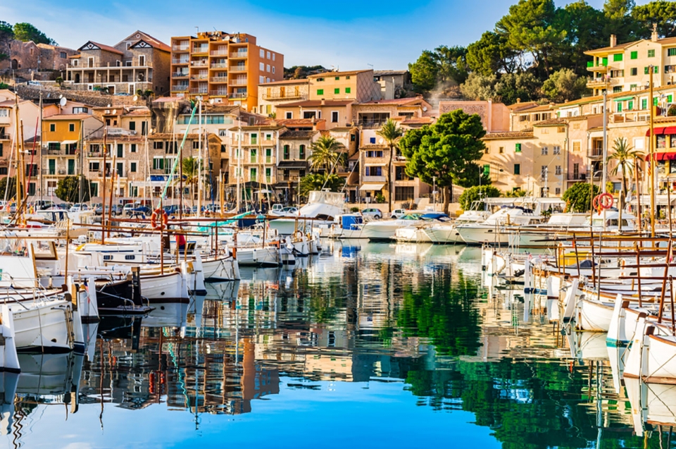 Mallorca-Yacht-Charter-Port-De-Soller