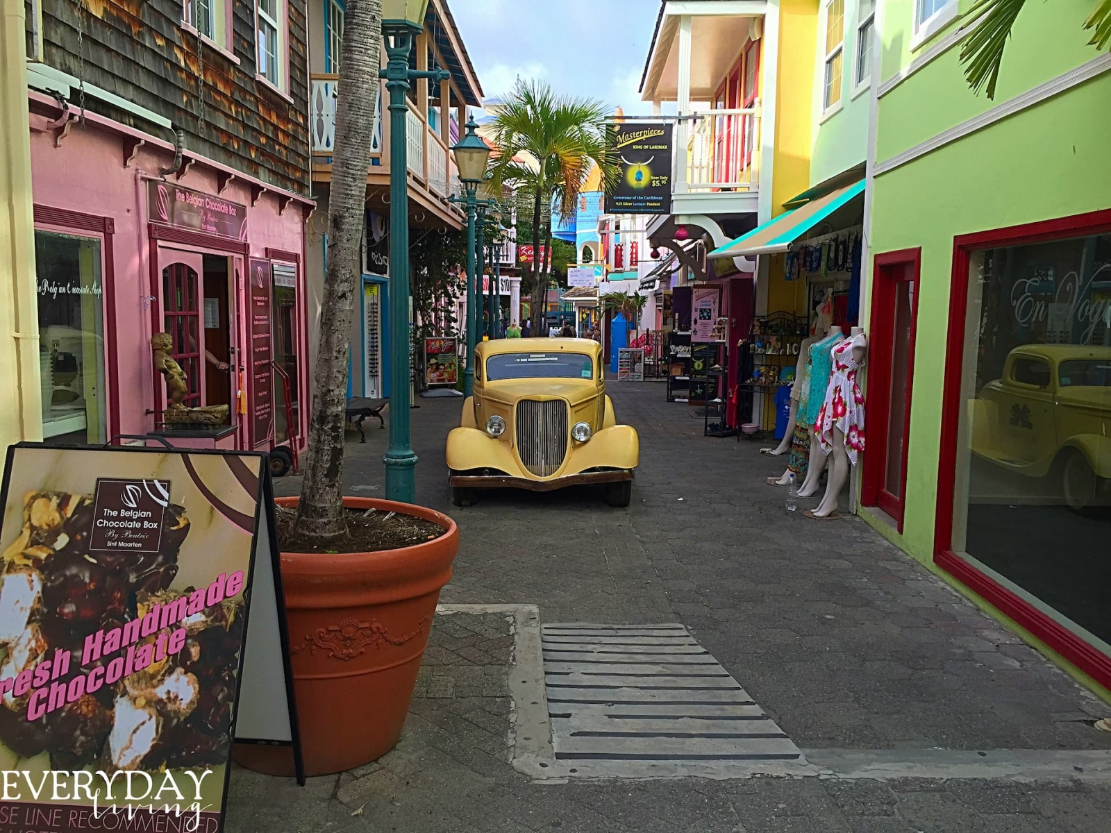 St Maarten shopping