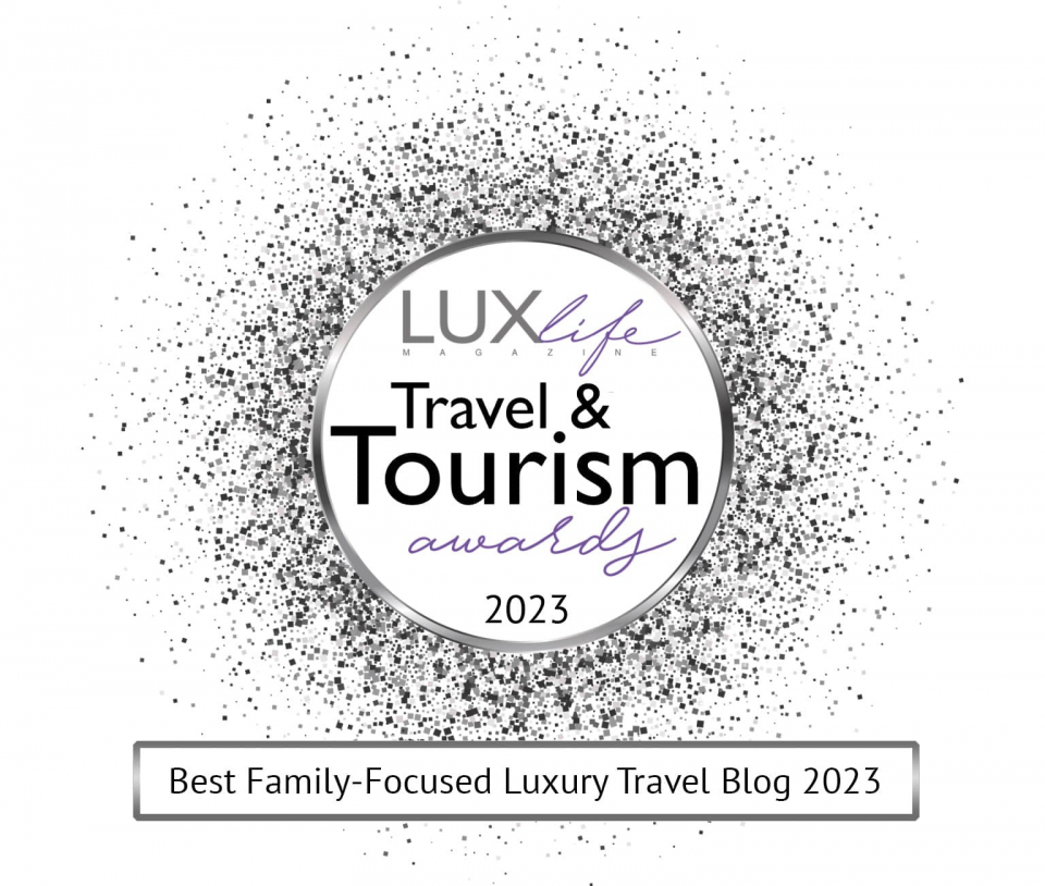2022-travel-and-tourism-Awards-Logo-with-Luxlife