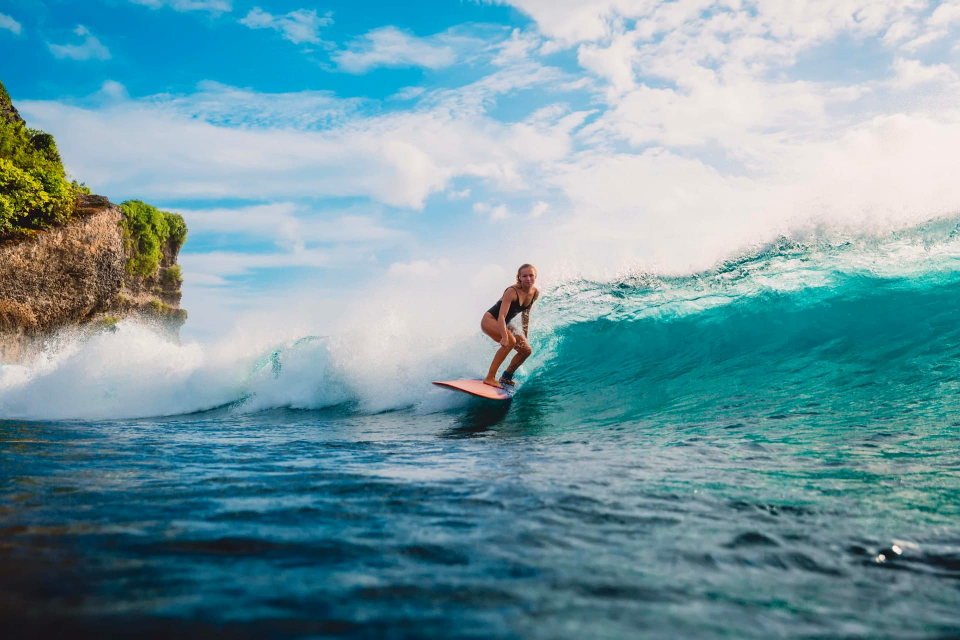 surfing-in-bali